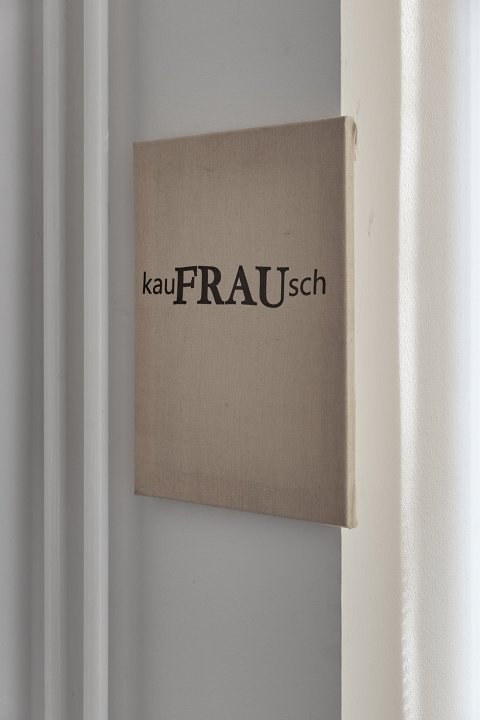 Cameron Irving, <em>Kaufrausch</em>, 2019, Stretched cotton shopping bag, 40 x 30 cm HEFTI_DSF3952%20kaufrausch%20web